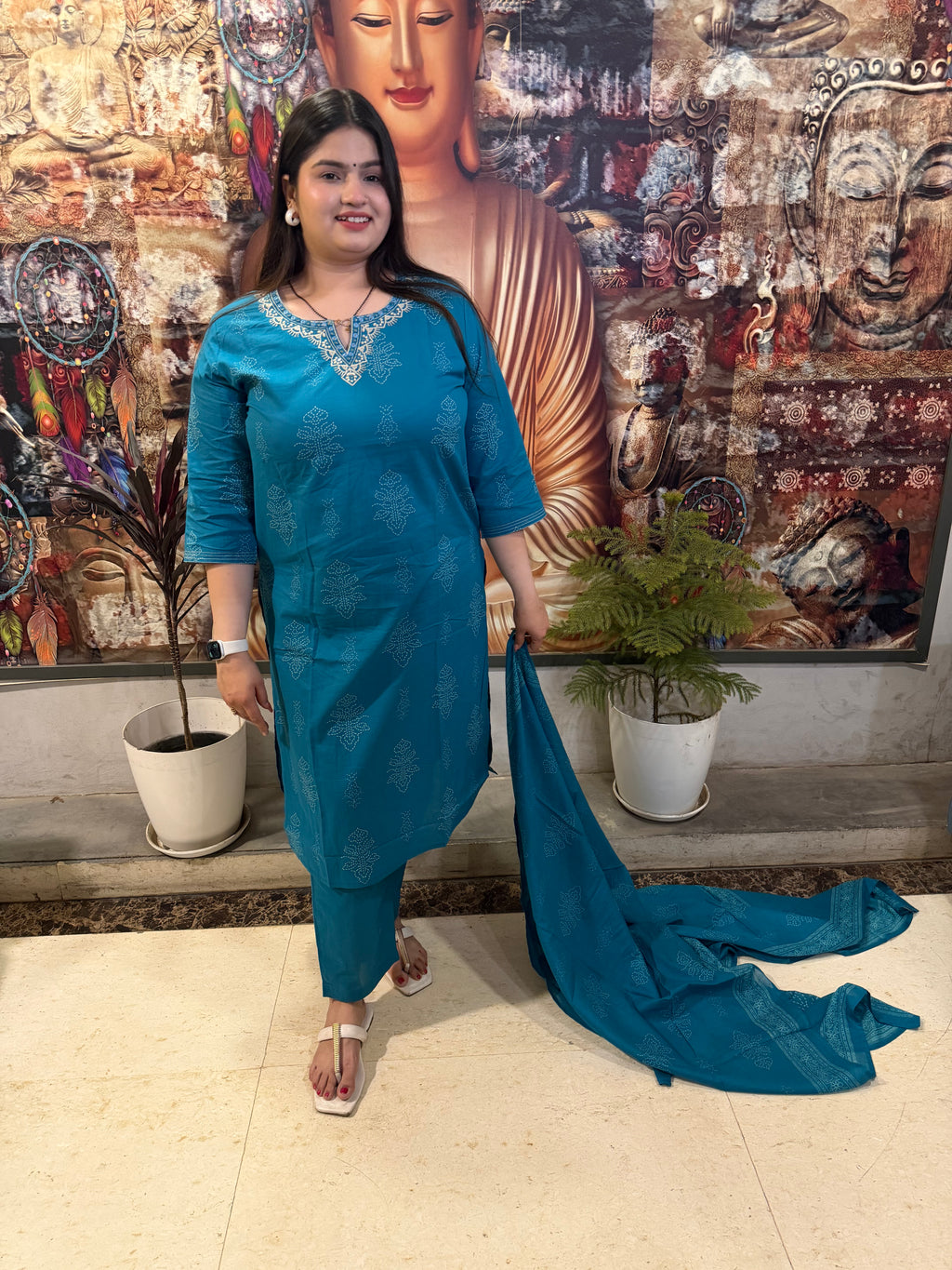 “Vani” 3-piece set with dupatta