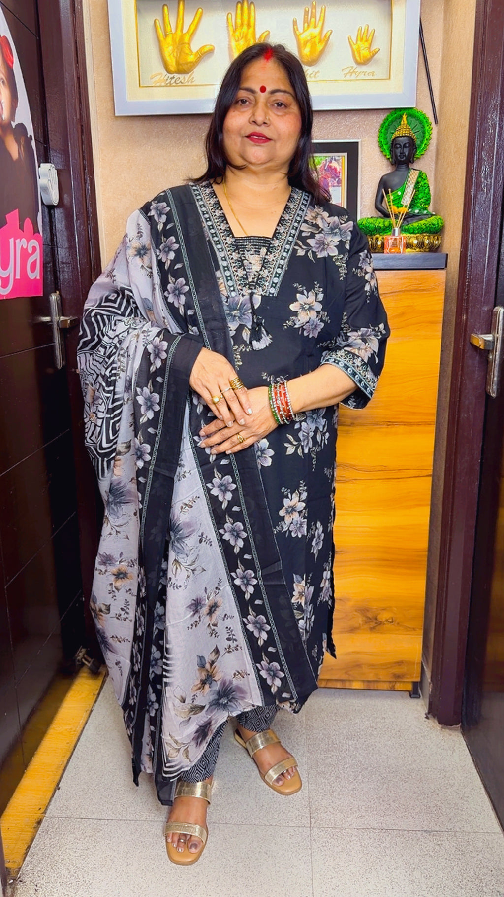 “Nanika” 3-piece set with dupatta