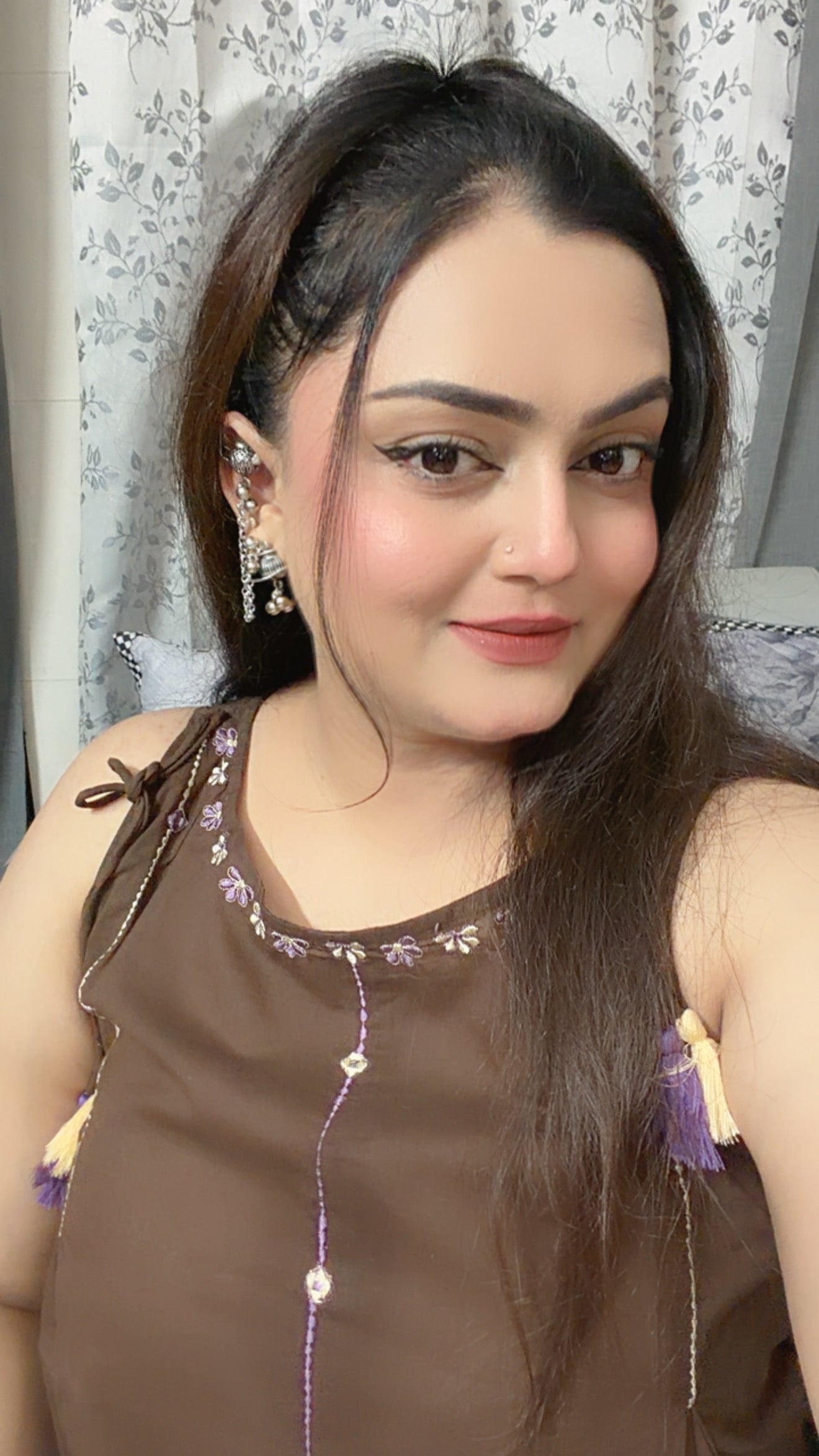 Chatpati kurtiyan